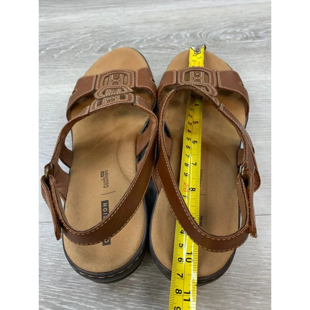 Clarks Women's Leisa Vine Tan Leather Strappy Sandals 9.5 Comfort Casual Shoes